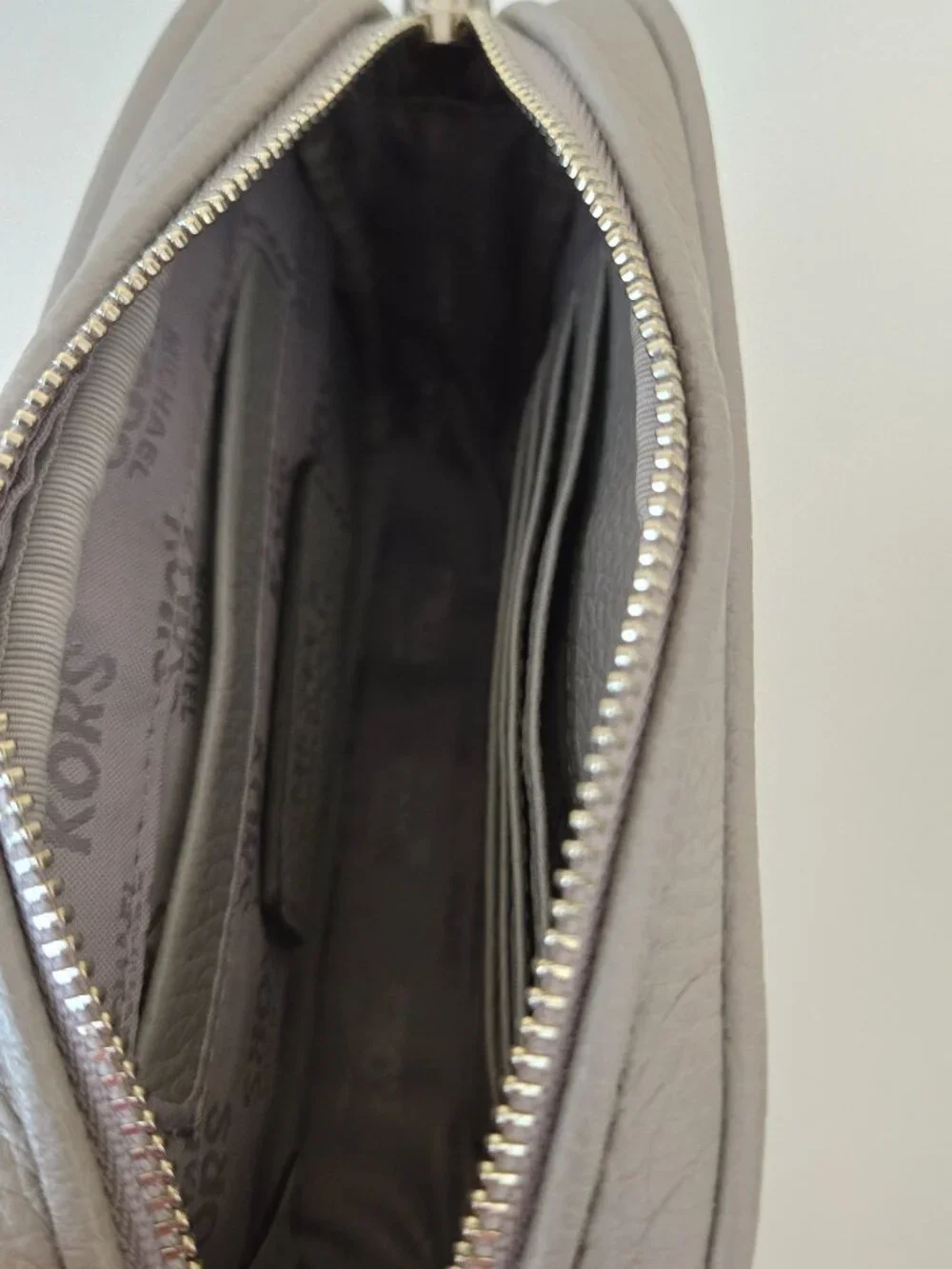 Michael Kors Crossbody Bag Gray Pebbled Leather Purse Mini - NWOT